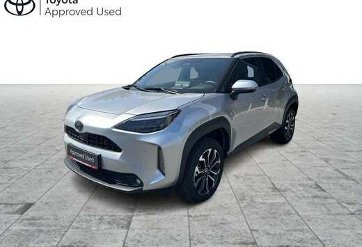 Toyota 1.5 HYB DYNAMIC PLS + EXECUTIVE PACK