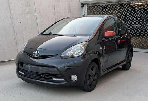 Toyota 1.0i  prêt à immatriculer