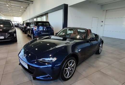 Mazda Special Edition KAZARI // Amper 15000 km // Car ...