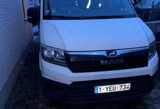 2.0 TDi Standard 3180 (Windeflector)