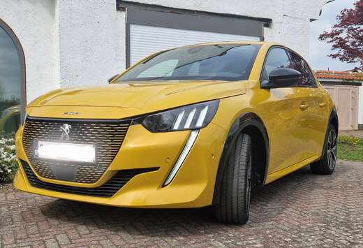 Peugeot e-208 50 kWh GT