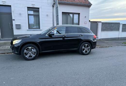 Mercedes-Benz d 4-Matic toit panoramique caméra recu ...