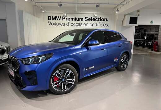 BMW 66.5 kWh xDrive30