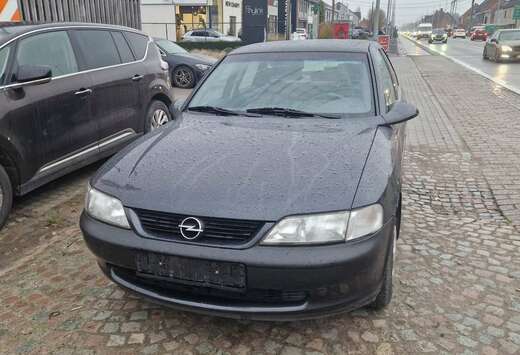 Opel 2.0 DTL Di Comfort.  70000km