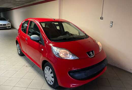 Peugeot 1.0i 12v Trendy  5 d.