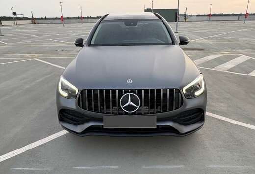 Mercedes-Benz 4Matic 9G-TRONIC AMG Line