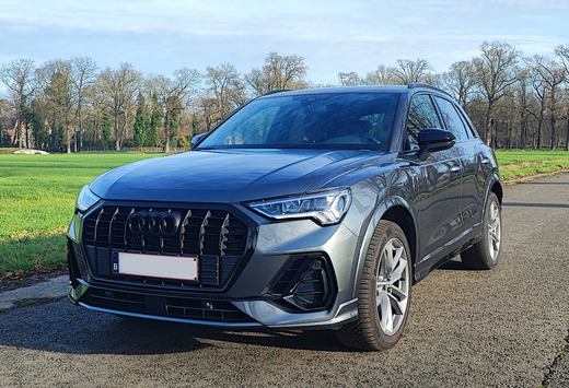 Audi 45 TFSIe S tronic S line