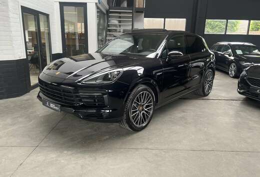 Porsche E-Hybrid Tiptronic S