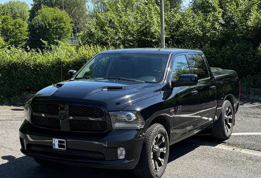 Dodge Crew Cab / Sport / Full Black / Lpg