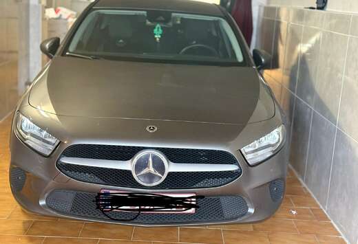 Mercedes-Benz A 180 Business Solution Essential