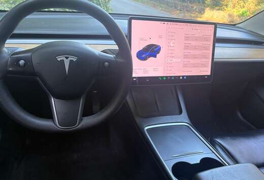 Tesla Model 3 75 kWh Long-Range Dual Motor