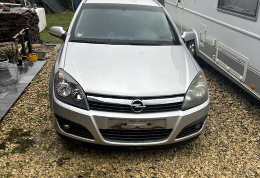 Opel Astra SW 1.6i XEP 16v Cosmo