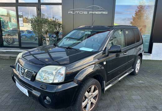 Nissan 2.5 4x4 Elegance Cuir clim EXPORT Only