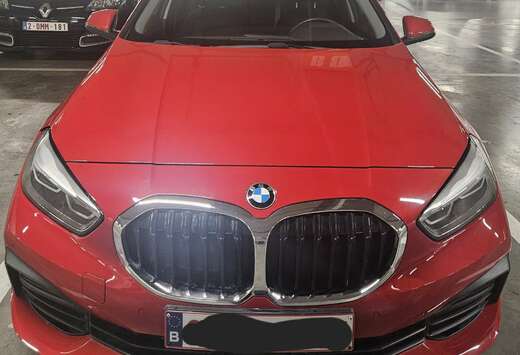 BMW 116i AUTOMATIC*PREMIUM SELECTION*NAVI*BENZINE