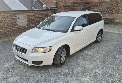 Volvo 2.0 D Kinetic Powershift