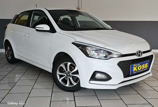 Hyundai 1.2i Air 75CV CLIMATISATION CARPLAY CAR-PASS  ...