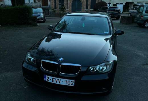 BMW 318i