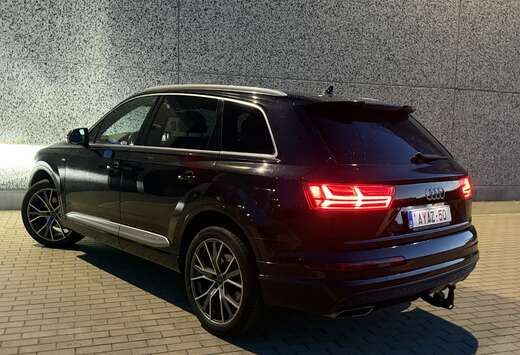 Audi 3.0 TDi V6 ultra Quattro Tiptronic 7 Places