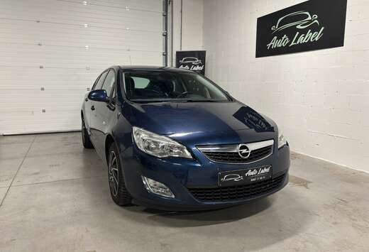 Opel Astra 1.6i Enjoy