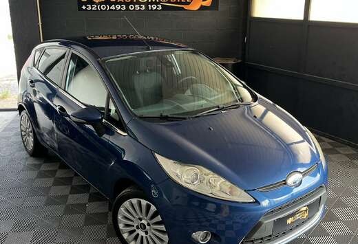 Ford 1.25i Titanium 1er Propriétaire Garantie 12 Moi ...