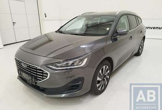 Ford * Titanium - Clipper - Benzine *