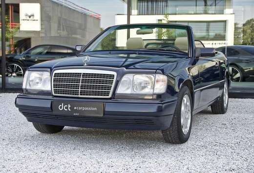 Mercedes-Benz E220 Cabriolet First paint *PERFECT Con ...