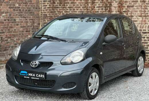 Toyota 1.0i VVT-i Faible Km Garantie 12 Mois