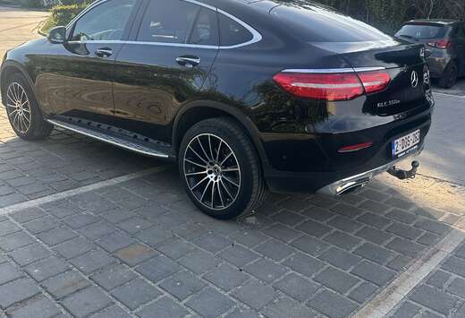 Mercedes-Benz e 4Matic 7G-TRONIC AMG Line