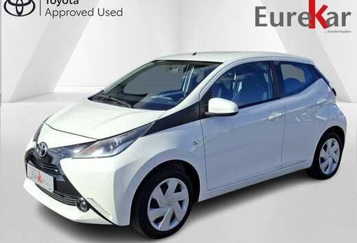 Toyota X-play