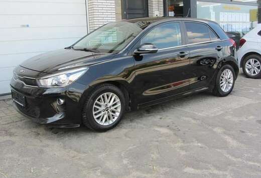 Kia Rio 14 **Automaat** Camera BT GPS Carplay Garanti ...