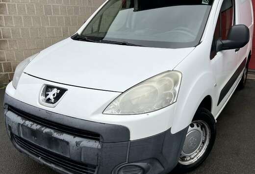 Peugeot 1.6 HDi Pack CD + CAMÉRA + CAR-PASS