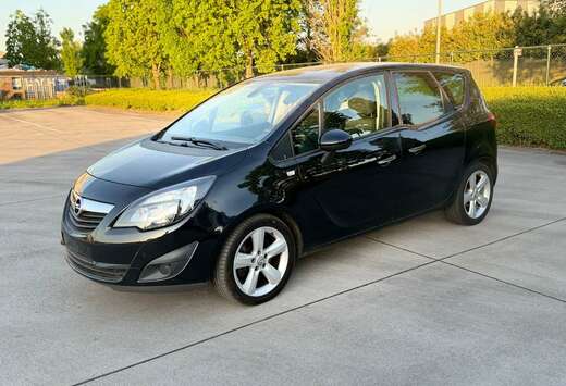 Opel 1.4 Turbo Black Edition