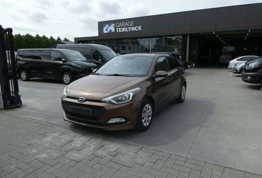 Hyundai 5d 1.2 i 85pk Business \'15 127000km (50160)