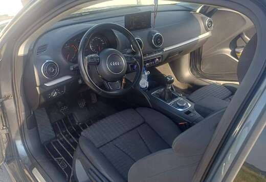 Audi A3 1.6 TDi Ambition S line