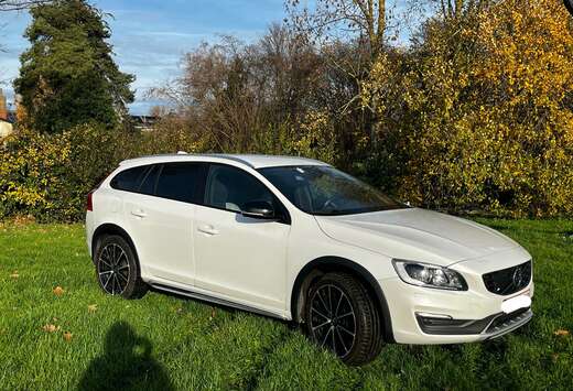Volvo V60 Cross Country 2.0 D3