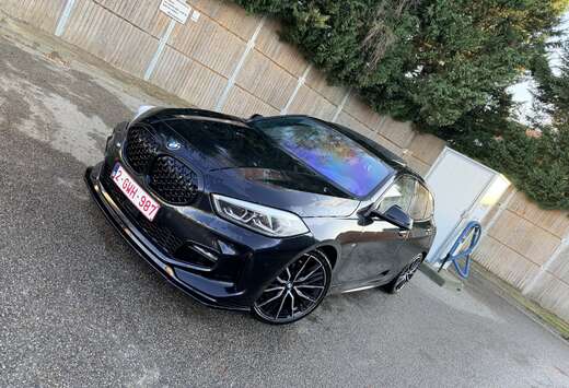 BMW M135i LOOK PANO  CARPLAY/ANDROID  CAMERA  HK