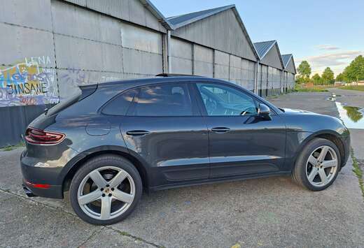 Porsche Macan 2.0 Turbo PDK
