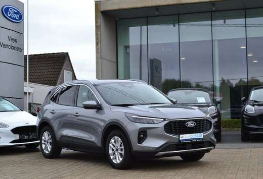 Ford Titanium 2.5i PHEV