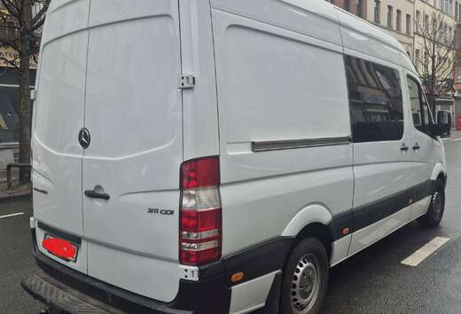 Mercedes-Benz 211 2.1 BlueTEC BE A1H2 (EU6)
