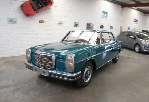 Mercedes-Benz W114 250 CE coupé