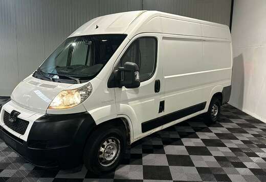 Peugeot 350LH 2.2 HDi Pack