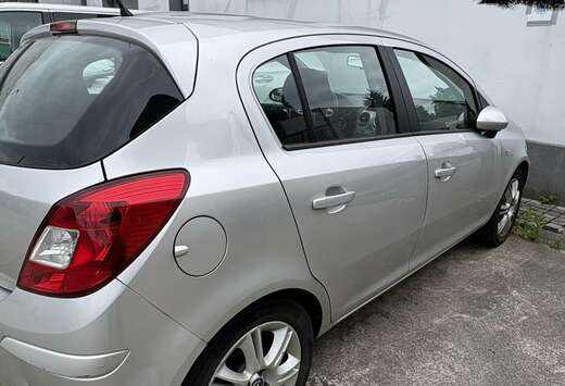 Opel 1.4 16V Selection