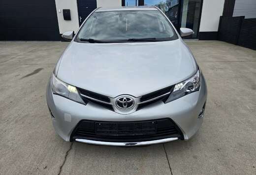 Toyota Auris 1.4 D-4D Comfort Alu