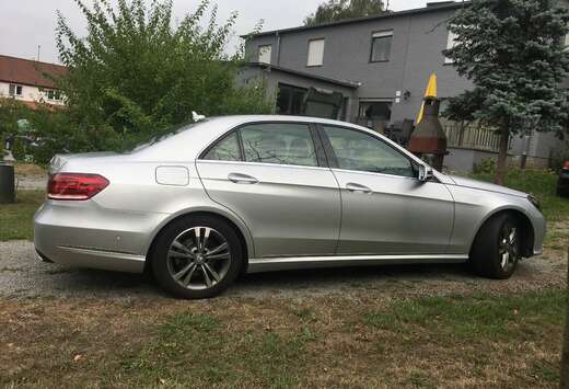 Mercedes-Benz E 300 BlueTEC HYBRID