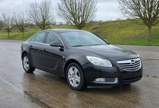 Opel Insignia 2.0 CDTi Edition DPF