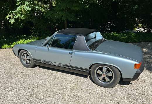 Porsche 2.0L