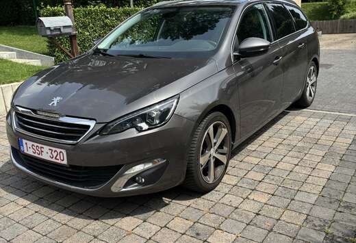 Peugeot SW 1.2 PureTech Active STT