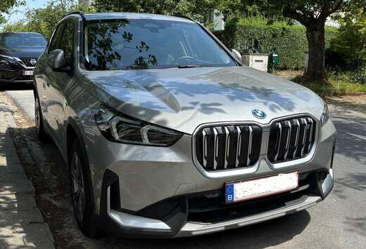 BMW iX1 66.5 kWh xDrive30
