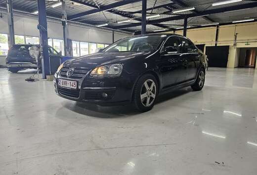 Volkswagen Jetta 2.0 Turbo FSI Sportline