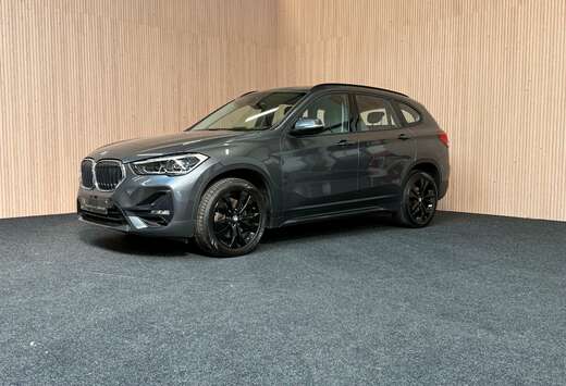 BMW X1 2.0iAS sDrive20 Sportline HUD Sportst. Verw. S ...